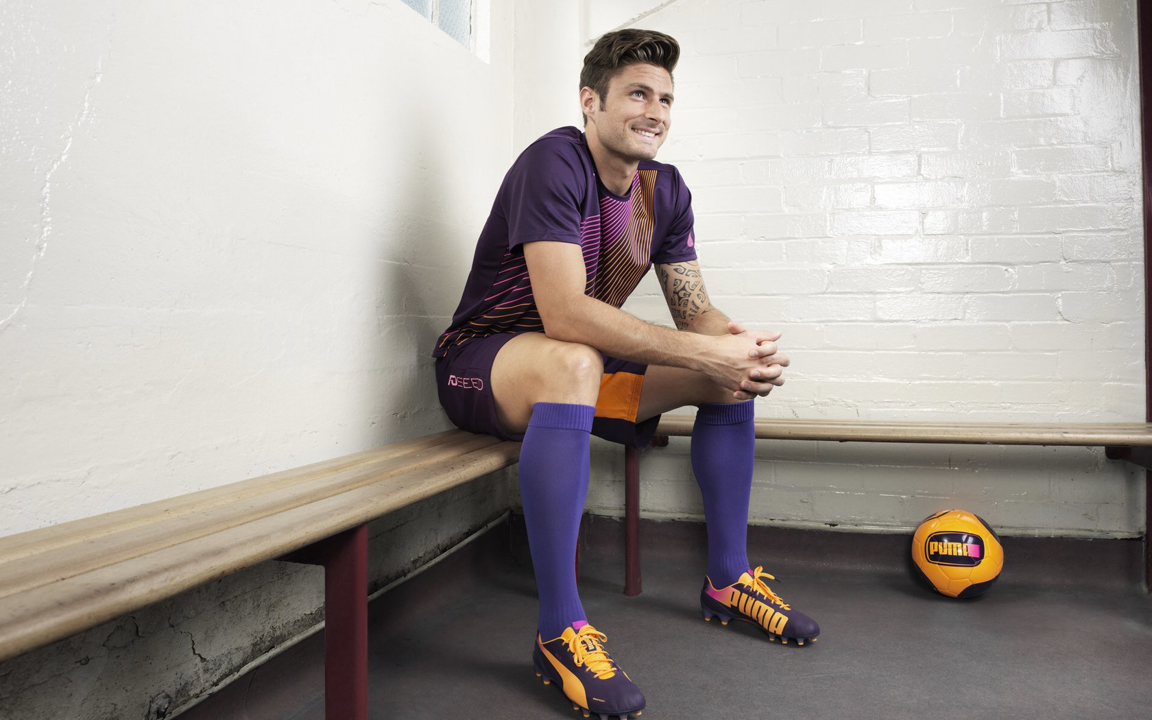 熊猫直播-惊天逆转！哈兰德披上绿衫军战袍，尼日利亚2-1绝杀丹麦，魔人布欧统治美加墨